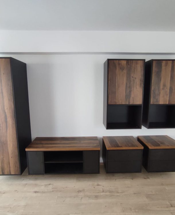 Mobilier living la comandă